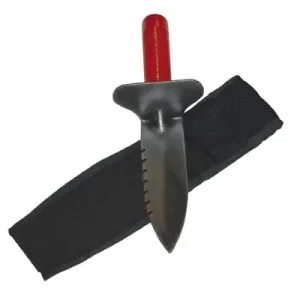 Lesche Digging Tool with Right Serration available at Ok John Metal Detectors